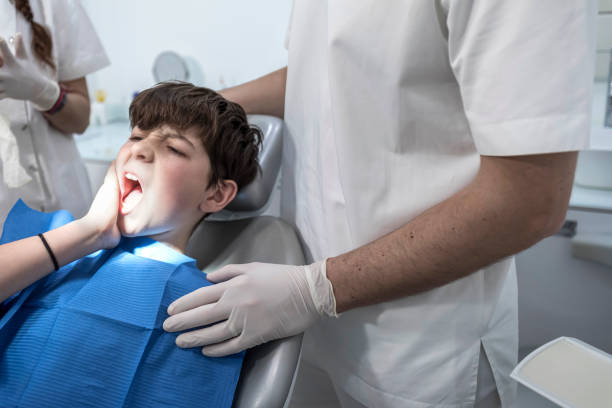 Best Broken or Cracked Tooth Emergency Dentist in Hebron, MD